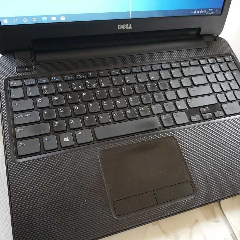 Laptop DELL komputer Inspiron 3537