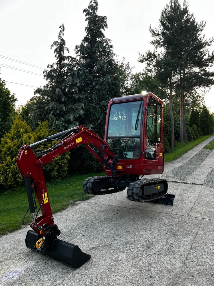 Mini koparka Takeuchi tb016