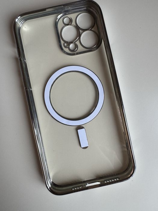 Чохол на айфон 13 pro max