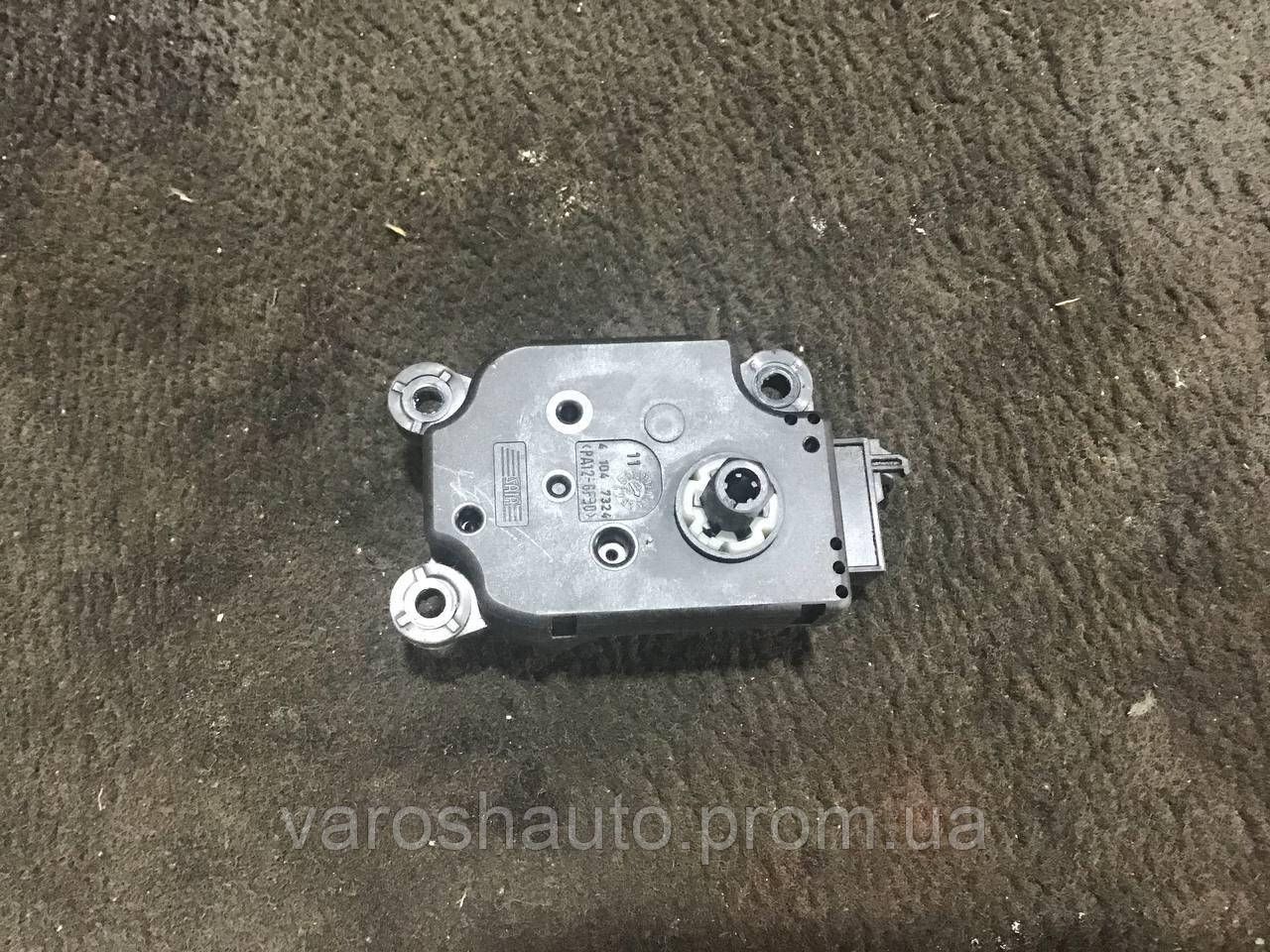 Моторчик заслінки печі Mercedes W211 1997-2005 A2038201642 3R