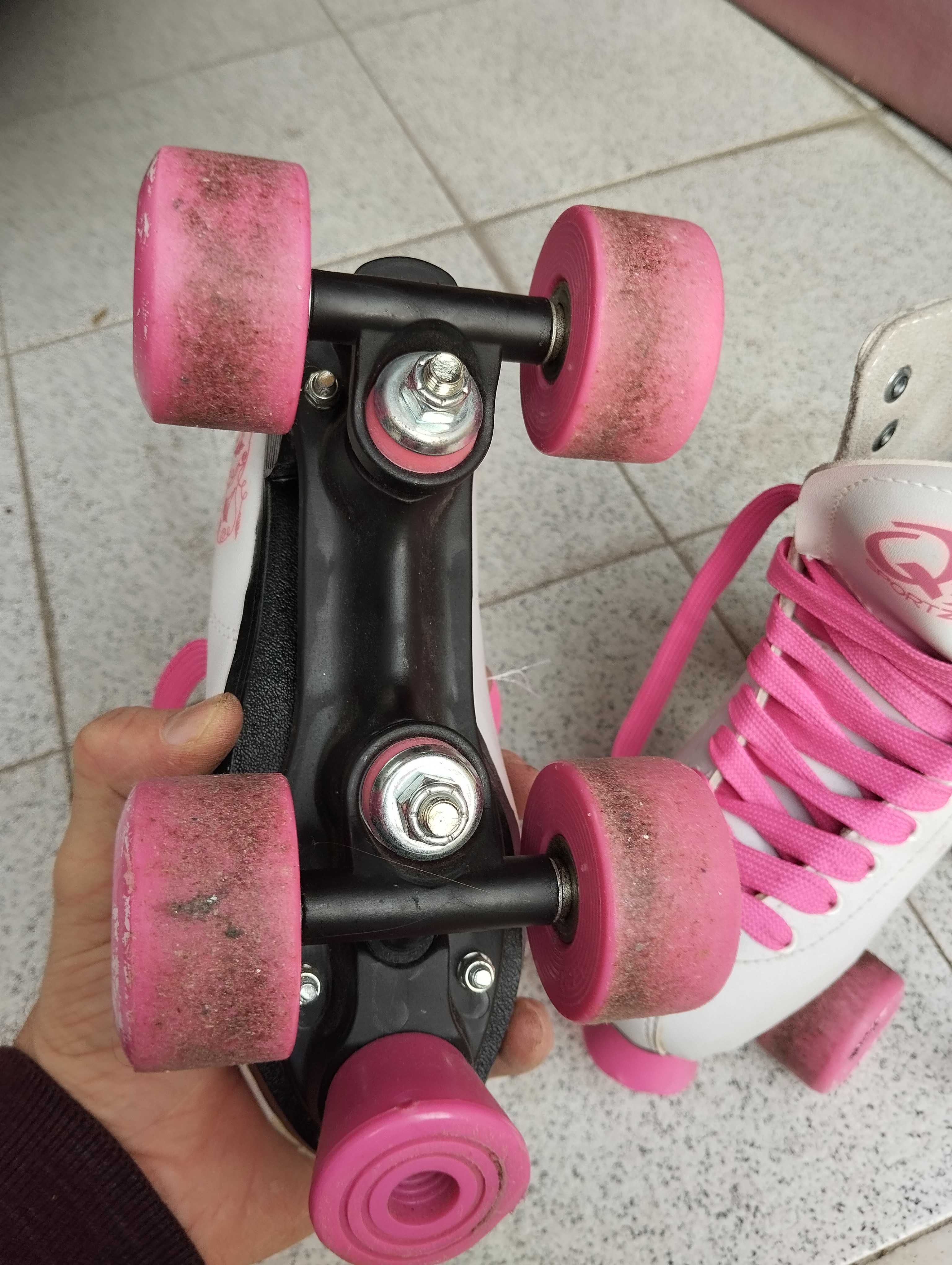 Patins 4 rodas menina