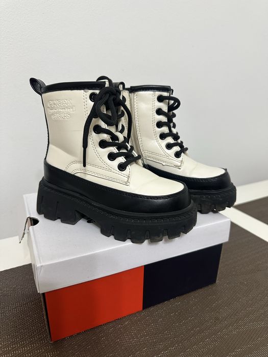 Чобітки , взуття, капчики , черевички зимові