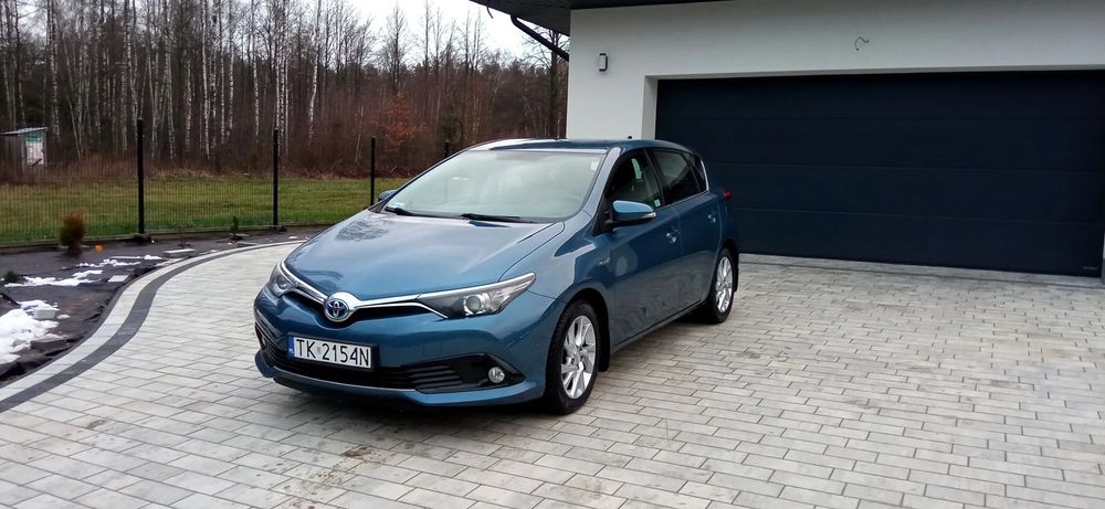 Toyota Auris 1.8 Hybryda Polski Salon Możliwa Zamiana Raty