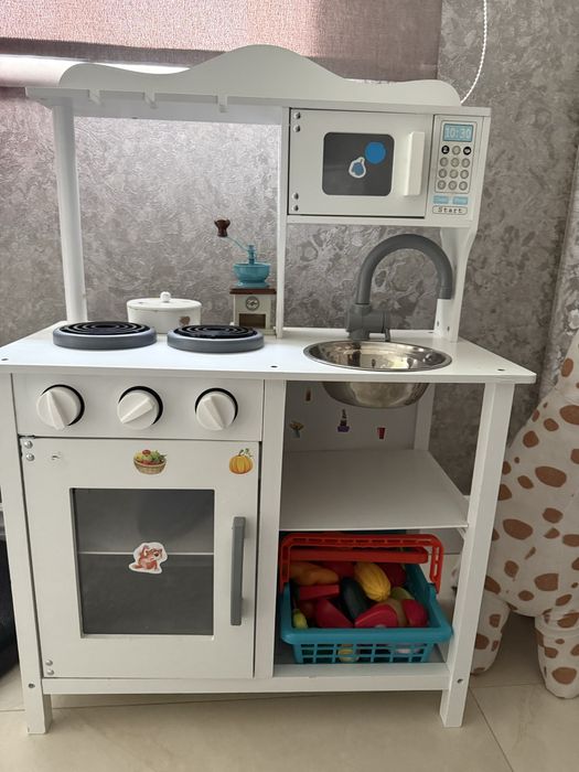 Продам дитячу кухню