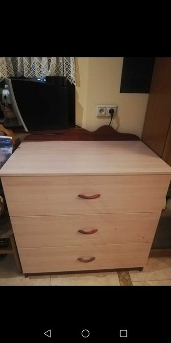 Komplet. Szafa i przewijak z szufladami.