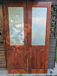 Продам дерев'яні двійні двері.