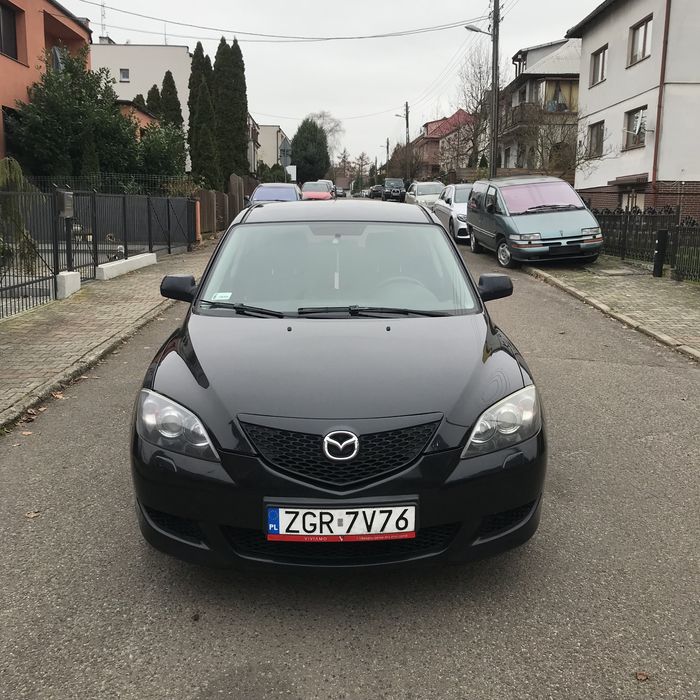Mazda 3  1.6 cm3