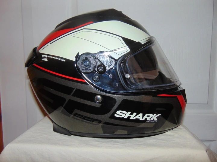 KASK SHARK SPEED-R / Arai nolan caberg icon hjc agv ls2 mtr shiro