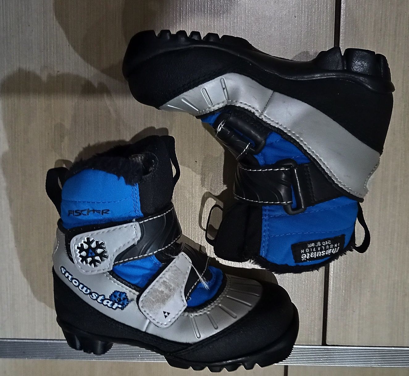 Buty NNN Fischer Snowstar 29 biegówki do nart biegowych 18 cm