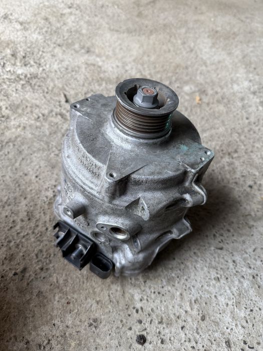 Стартер генератор audi a7 c8 290808002