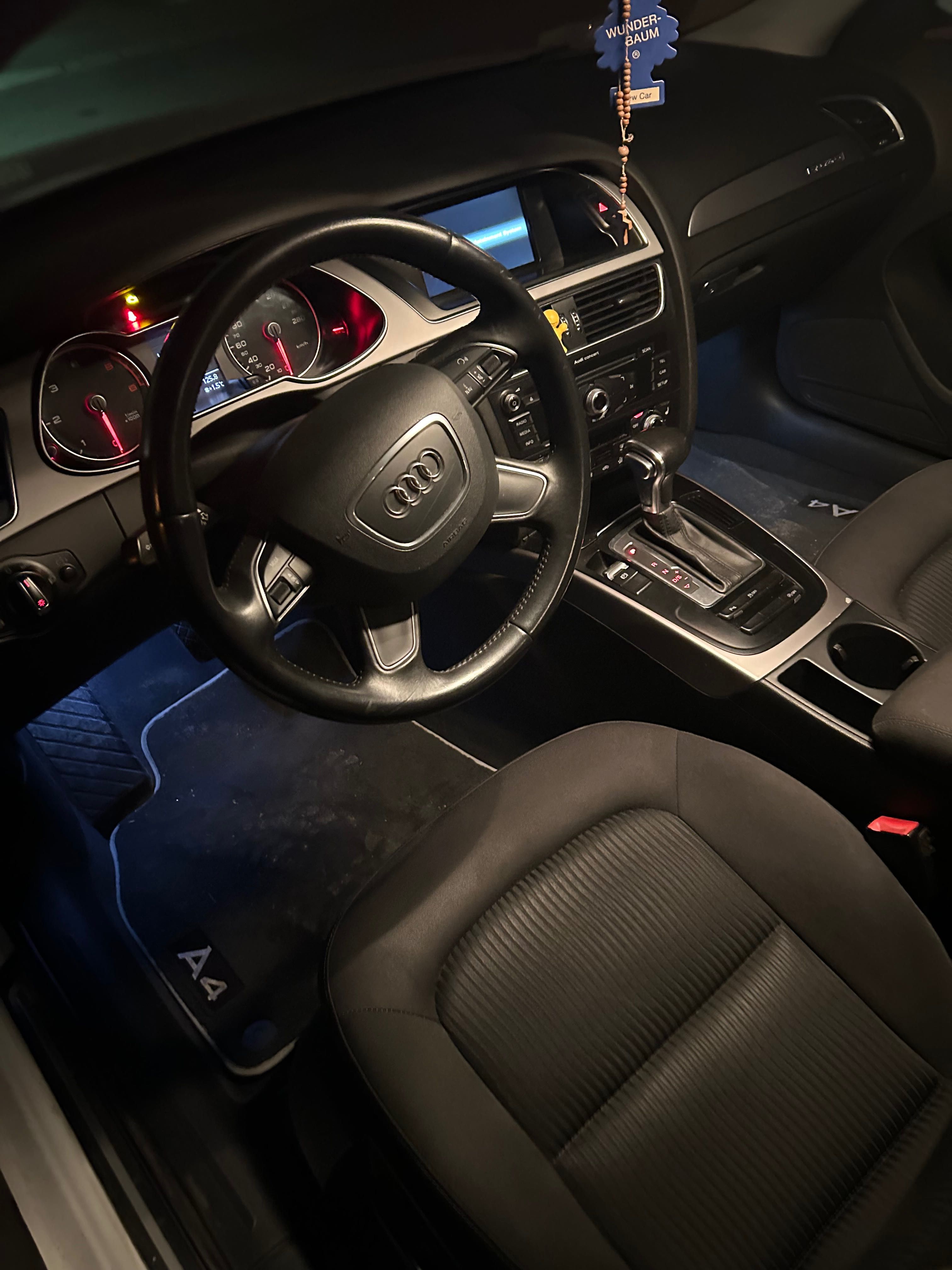 Audi A4 Quattro 2014 s-tronic