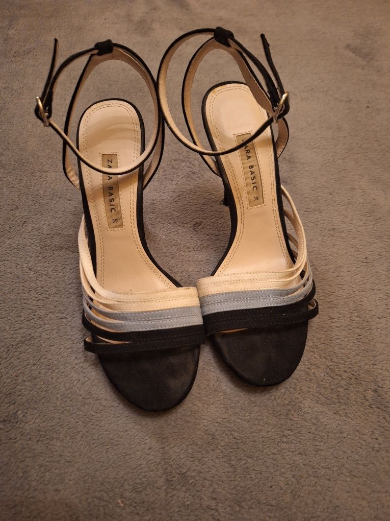 Buty na obcasie szpilki sandałki na obcasie Zara Basic rozmiar 39