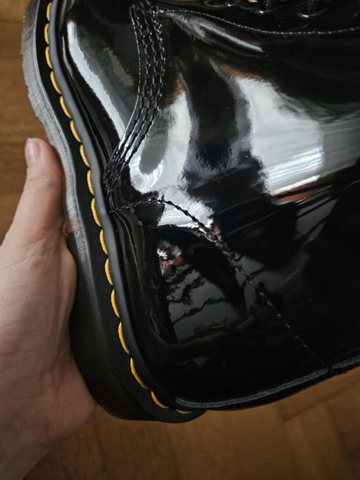 Dr. Martens 1460 damskie glany w rozmiarze 41 nowe