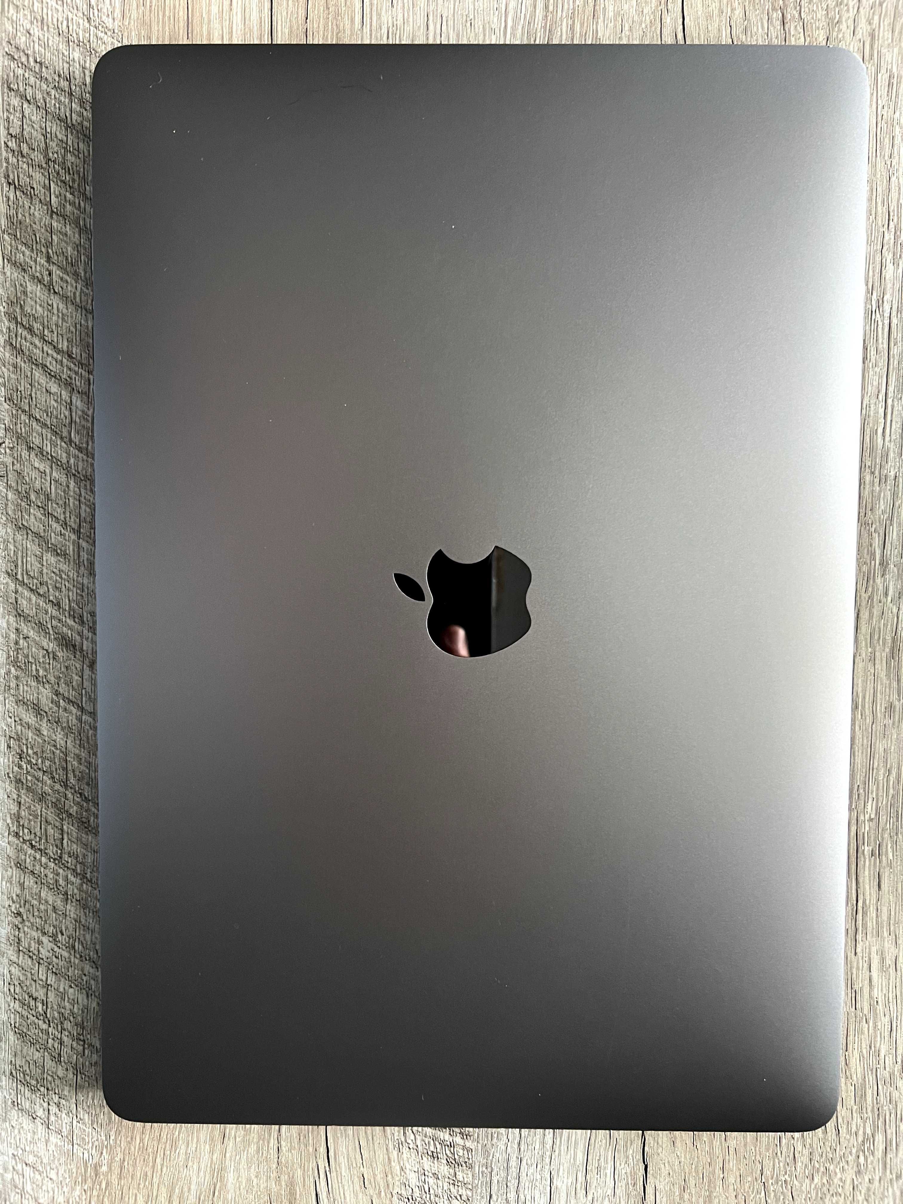 Ноутбук MacBook Pro 13” 2020 16Gb/512Gb i5 A2251