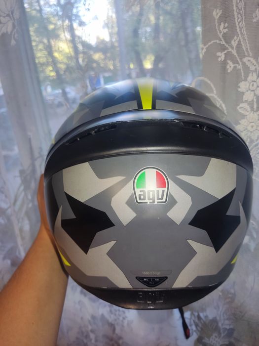 Шлем AGV k1 в хорошем состоянии