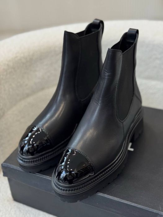 Ботинки челсі в коробці чорний колір 39р
