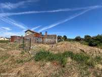 Terreno com Ruína - Bairrada, Tomar