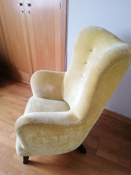 Cadeirão/Poltrona em veludo