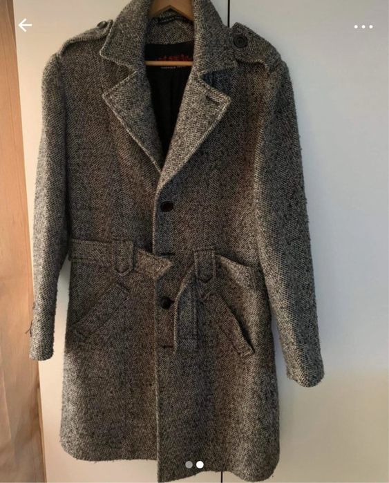 Varios casacos de homen