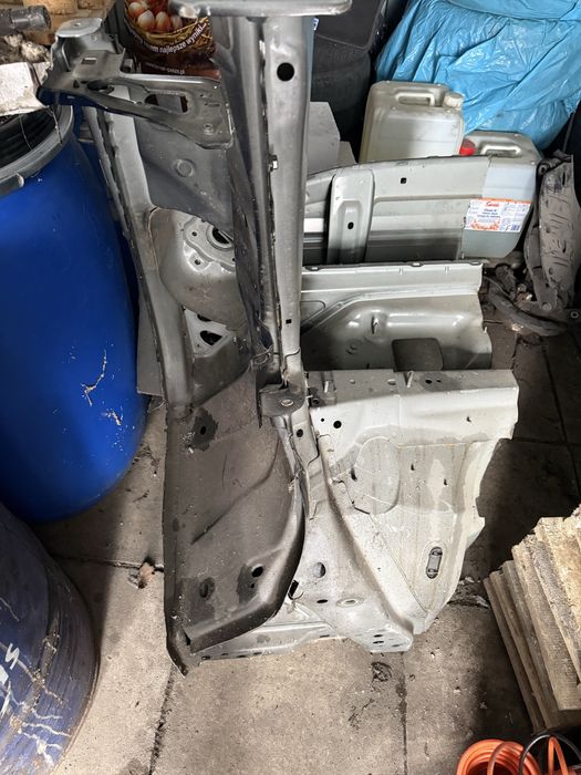 Ćwiartka Prawy Przód/ Podłużnica z kielichem Ford Kuga MK2