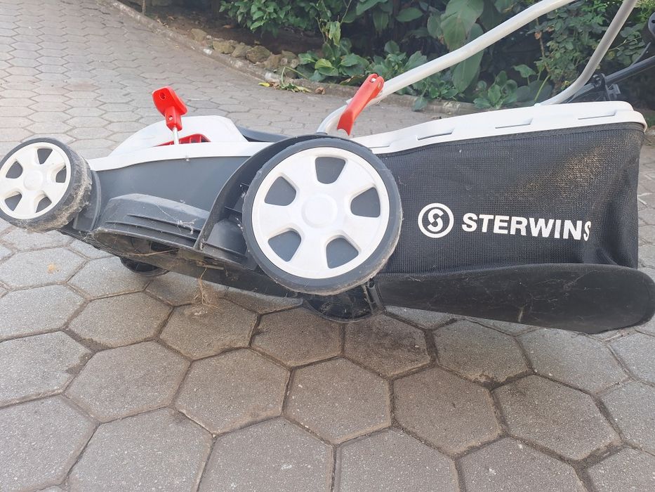 Corta relva elétrico
