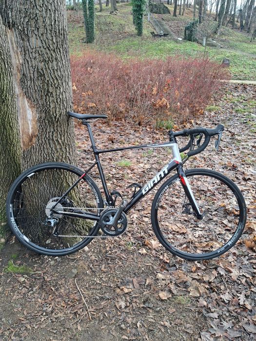 Sprzedam rower szosowy Giant Defy Aluxx