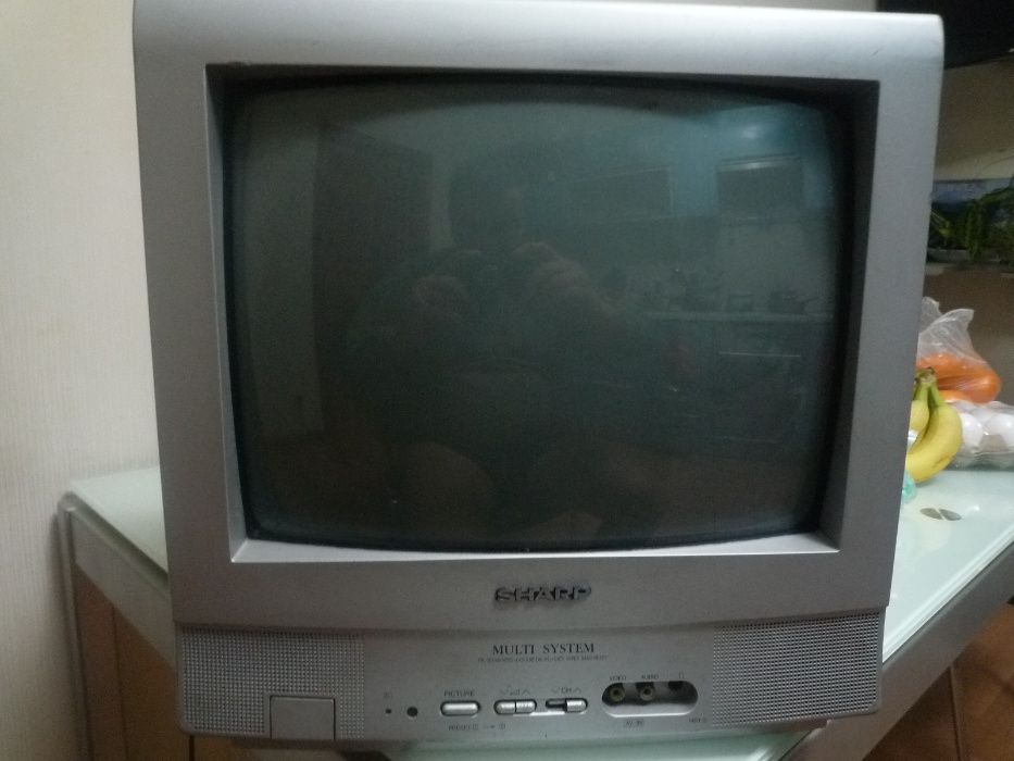 телевизор ШАРП 54 см