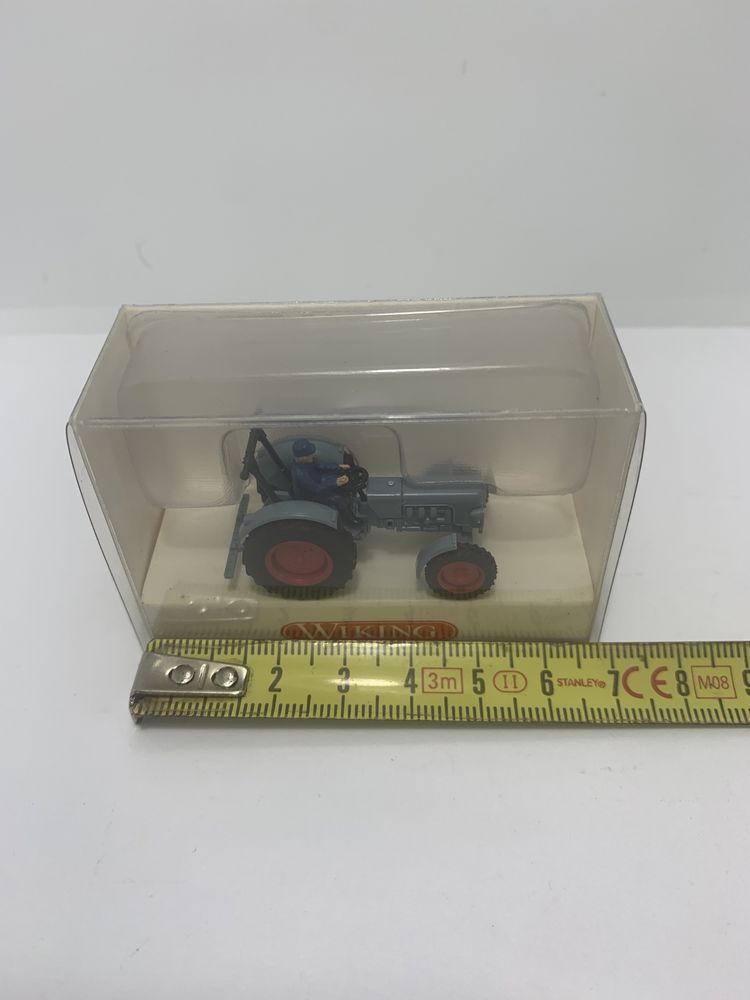 Tractor da Wiking escala 1/87