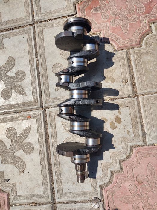 Коленвал Опель кадет астра f Аскона  1,3-1,4-1,6 бензин