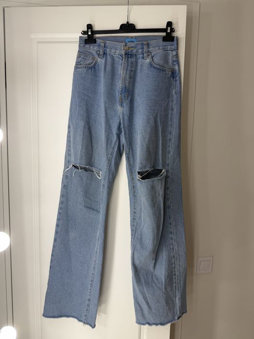 Джинсы Lior