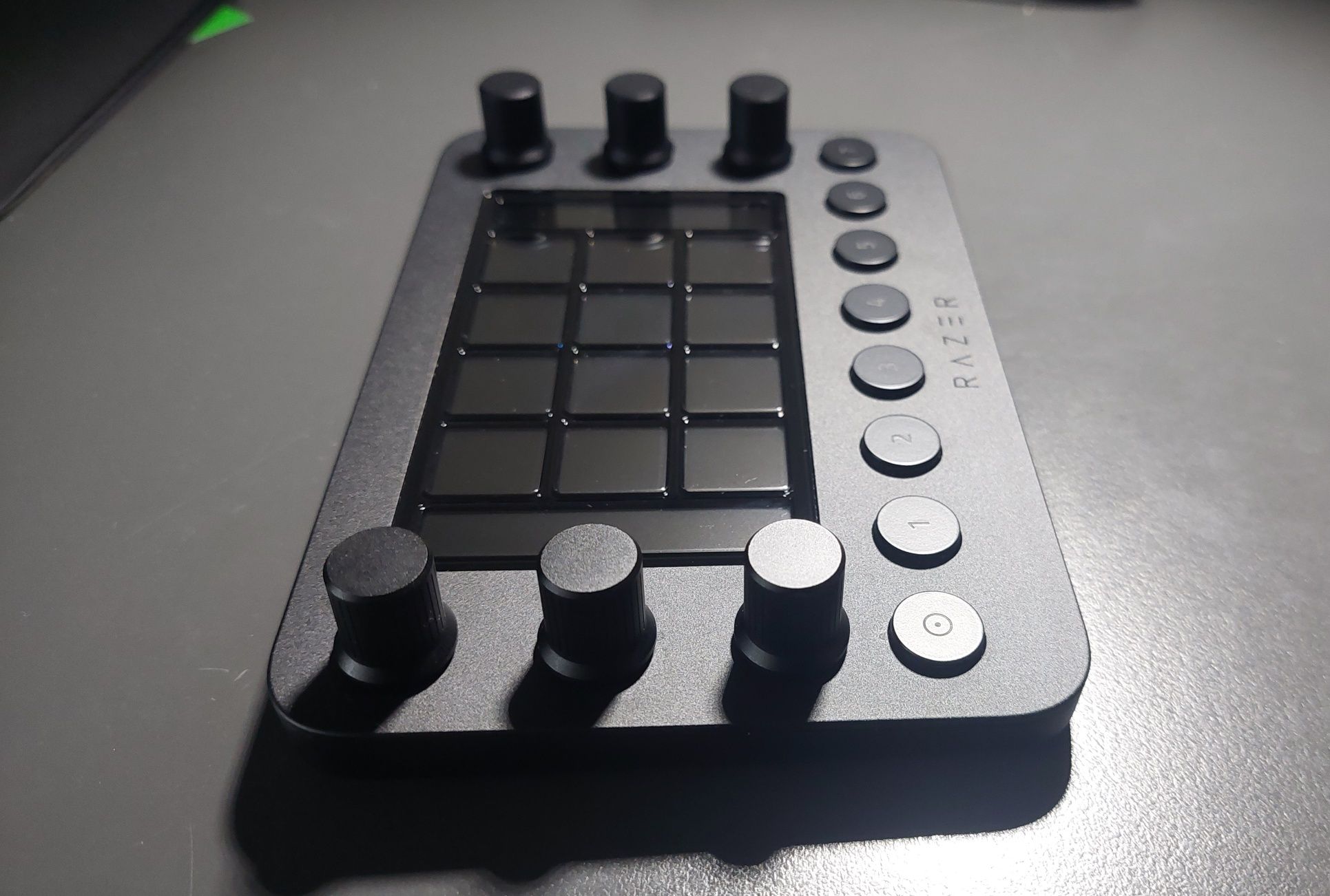 Loupedeck Razer Stream Controller