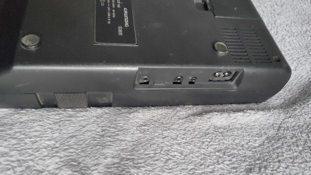 Касетний магнітофон Grundig CR 105. Грюндік магнитофон