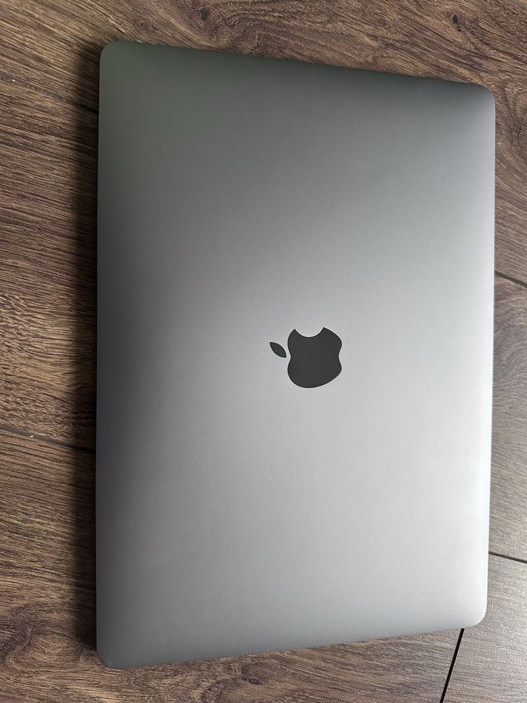 Macbook Air Space Gray A1932