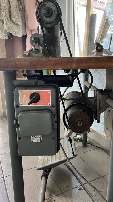 Продам промислову швейну машину 1022М