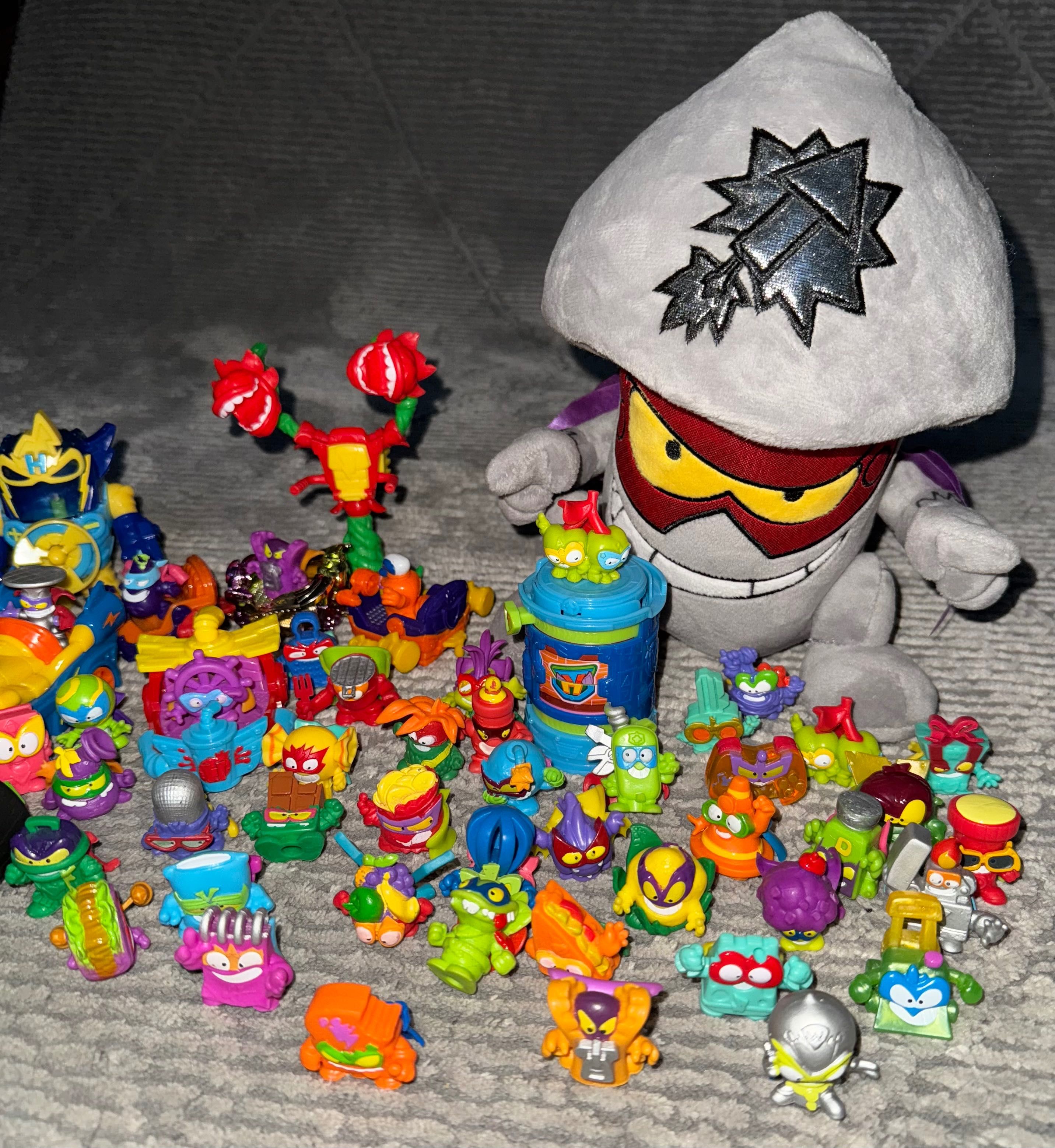 Zestaw Super Zings Things Maskotka 50figurek Rakieta Pojazd Tuba