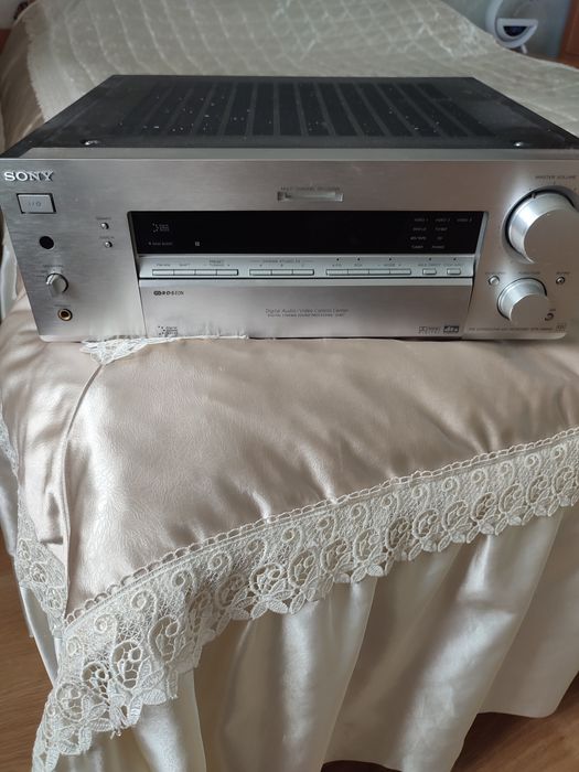 Ресівер SONY STR-DB840 з FM приймачом.