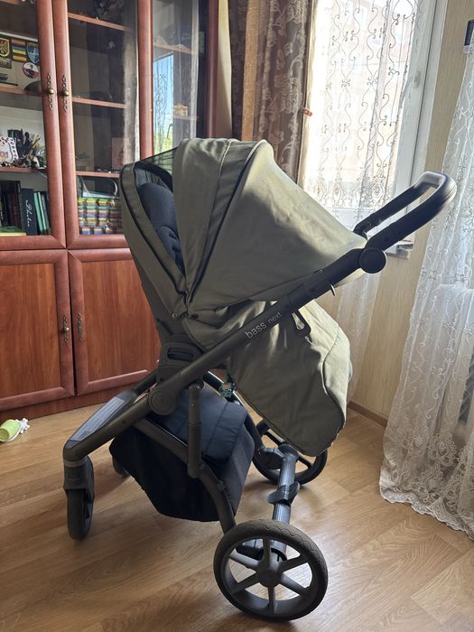 Терміново продам Візочок дитячий коляска bass next 2в1