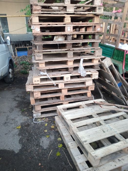 Продаю поддоны разных размеров