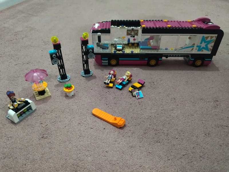 Lego friends 41106. Wóz koncertowy gwiazdy.