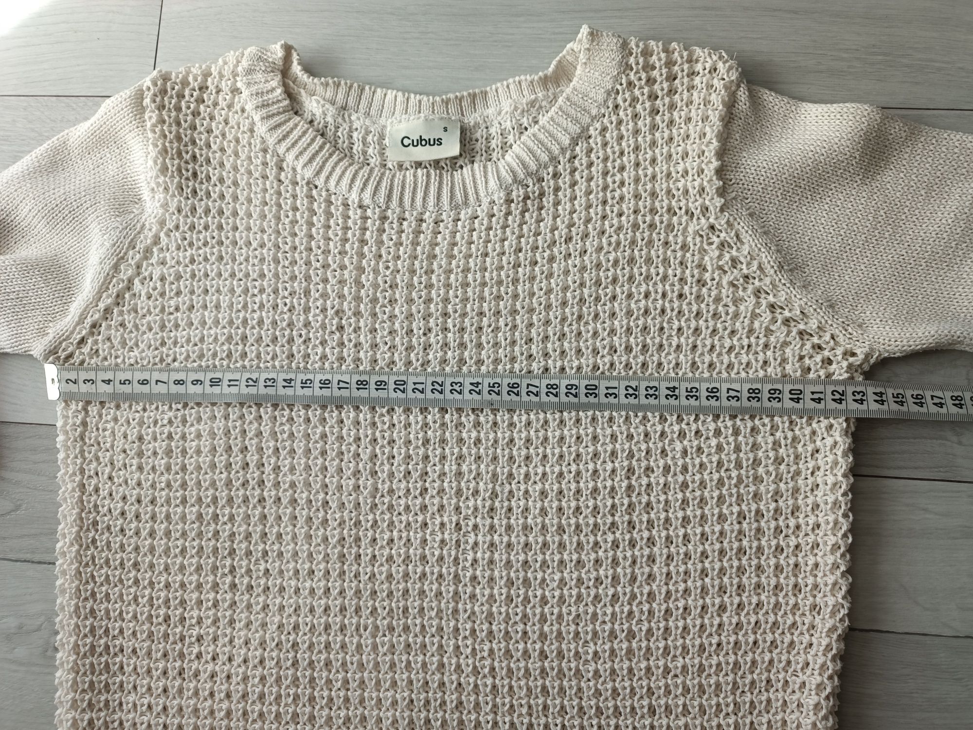 Sweter Cubus S lub 158 dziewczynka