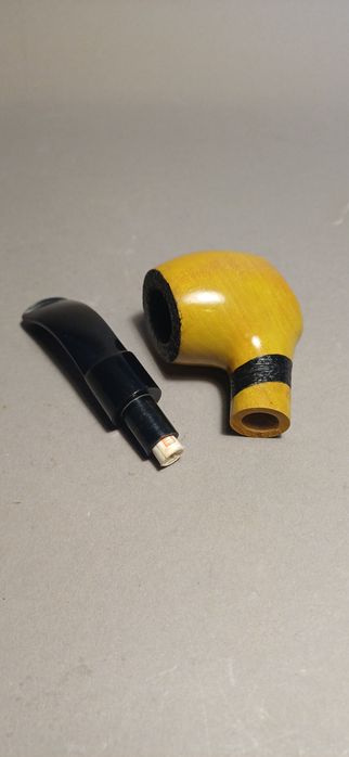 Drewniana fajka kolekcjonerska