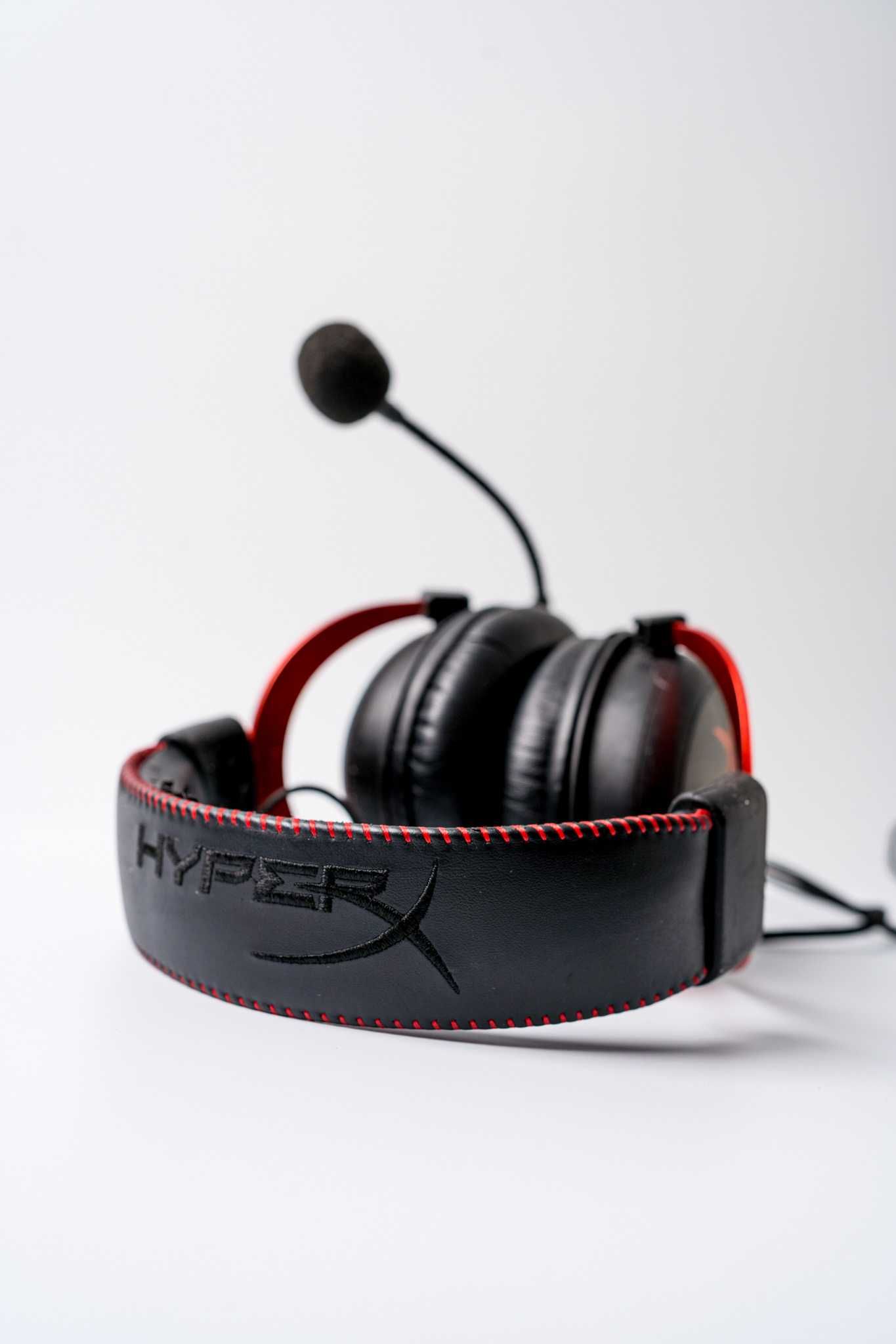 Auscultadores Gaming HYPERX Cloud II