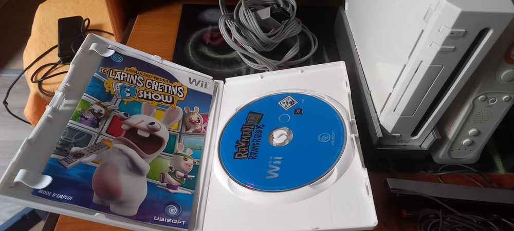 Consola Wii completa com oferta jogo