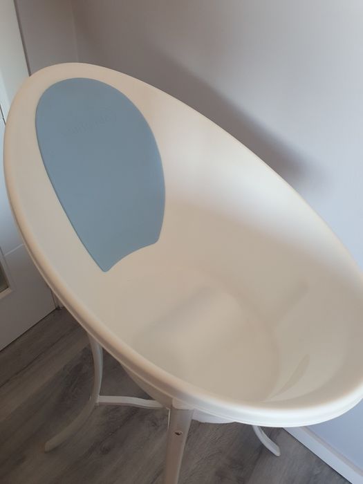 Banheira com pés shnuggle