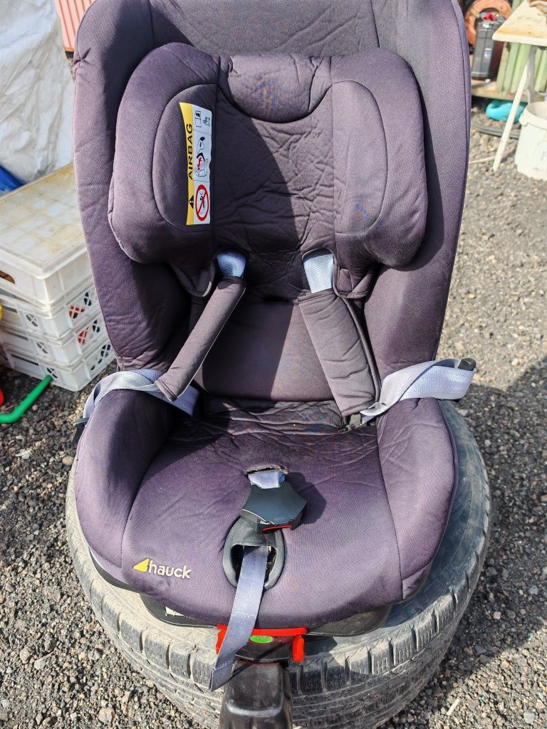 Fotelik samochodowy HAUCK isofix przód i tył do 18 kg