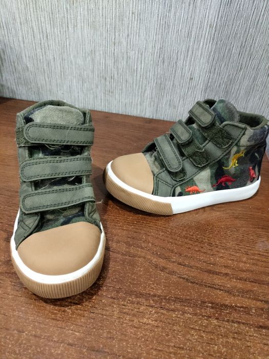 Черевики кроси на осінь