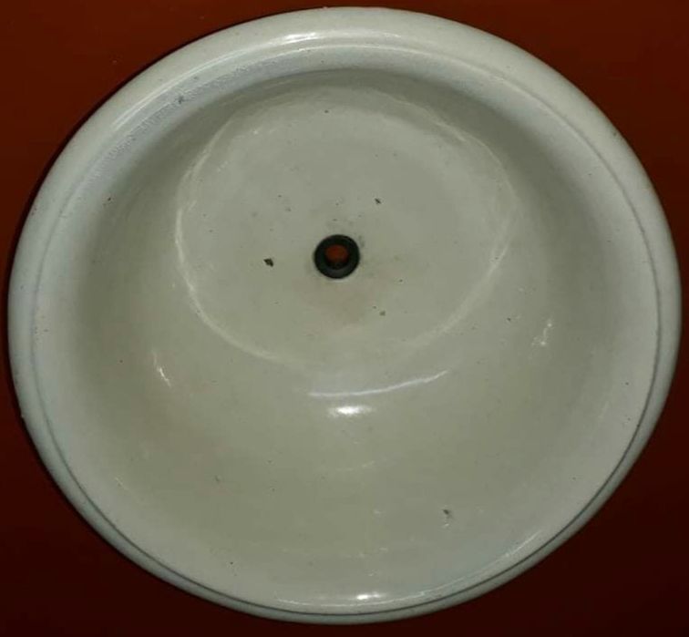 Lavatório ou pia antiga esmaltada faiança de Massarellos C&W Porto