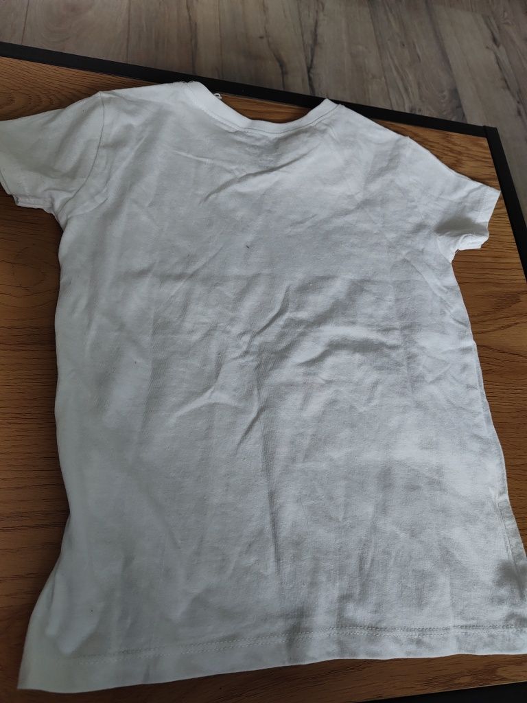 Nowa bluzka t-shirt z krótkim rękawem Sinsay rozmiar 110, z metką