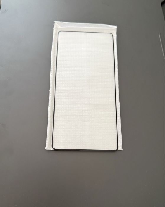 Pelicula de vidro temperado curvado para telemovel Samsung.