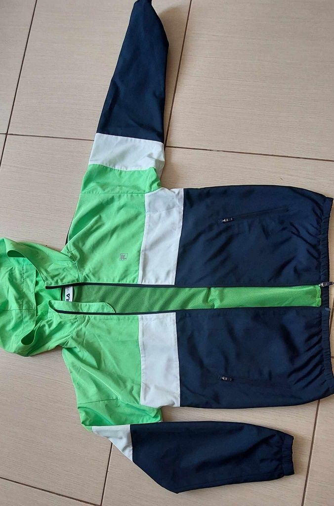Вітровка Fila. Нова.